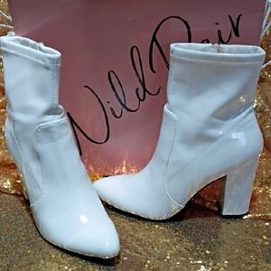 Wild Pair Glossy White Heeled Boots